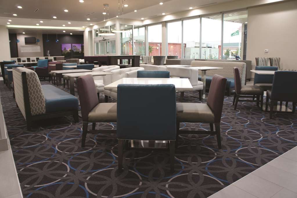 La Quinta By Wyndham Houston Hotel